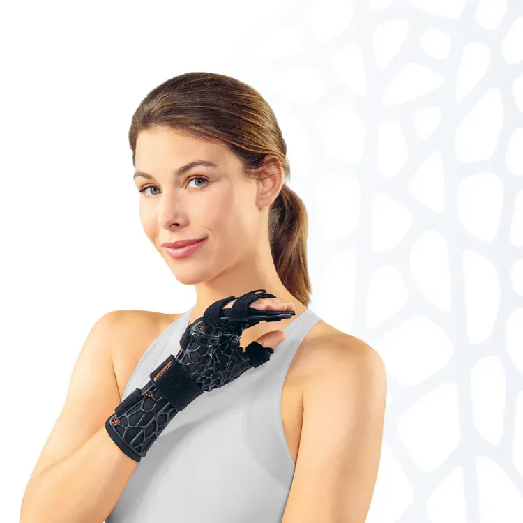 Manu-Cast Organic Wrist Orthosis With Finger and Thumb I For Right Hand
